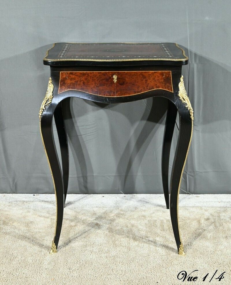 photo furniture Small Middle Worker In Pear And Amboyna, Napoleon III Period – Mid 19th Century