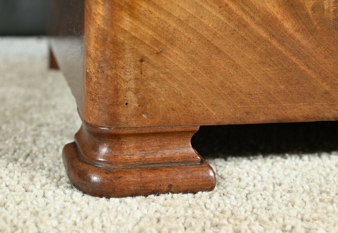 photo vinterior Mahogany Bedside Table, Restoration Style – 2nd Part 19th Century