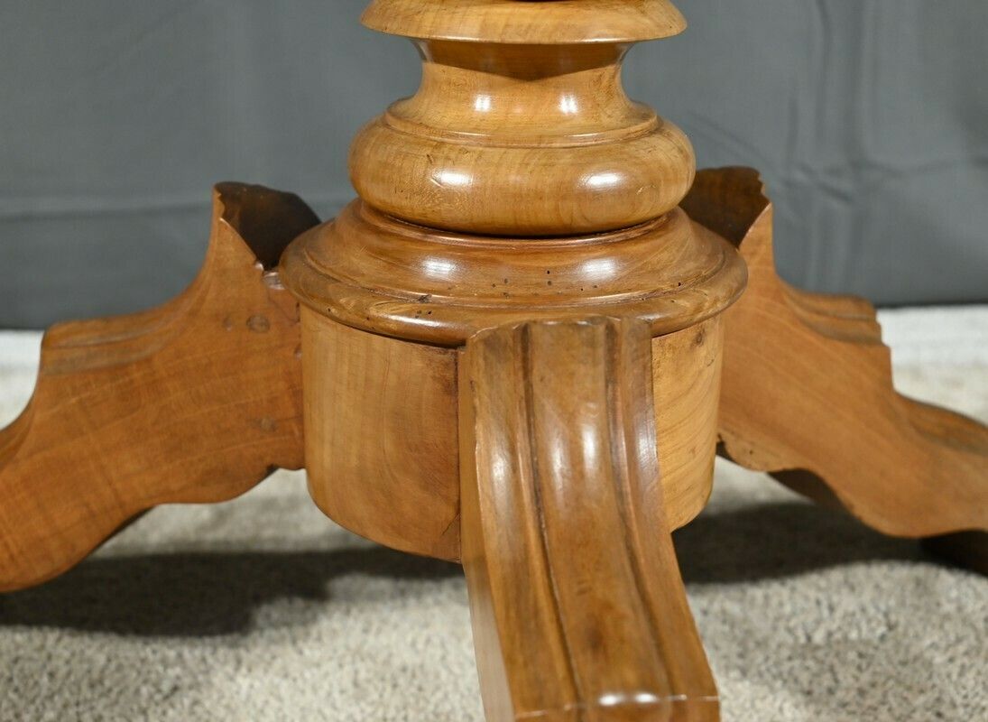 photo furniture Cherry Wood Pedestal Table, Louis Philippe Period – 2nd Part 19th Century