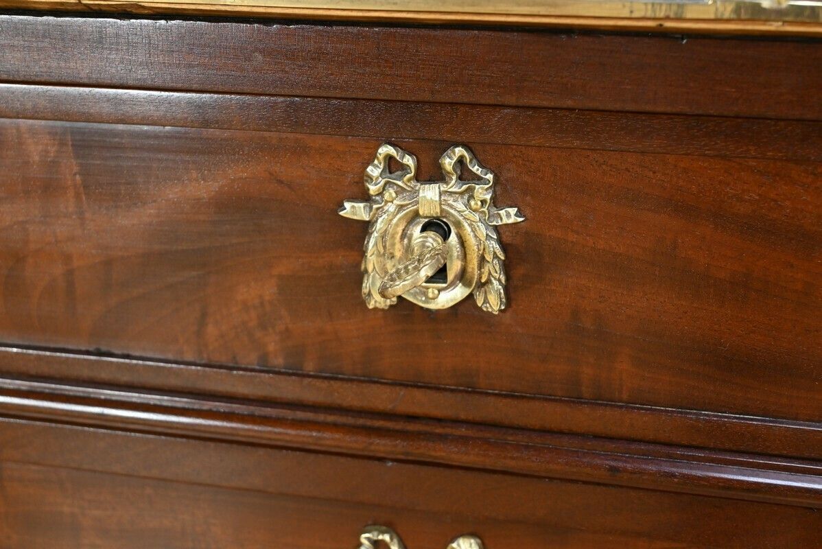 4380.0 Cuban Mahogany Chest Of Drawers, Louis XVI Period – 2nd Part 18th Century photo