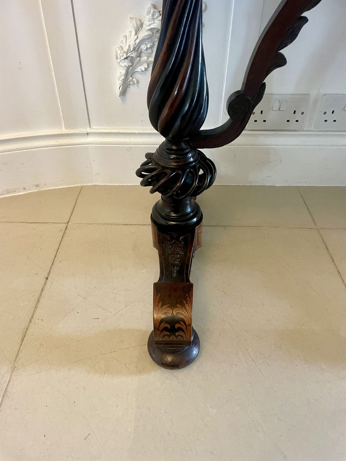 photo furniture Outstanding Quality Antique 19th Century Marquetry Inlaid Burr Walnut Side Table