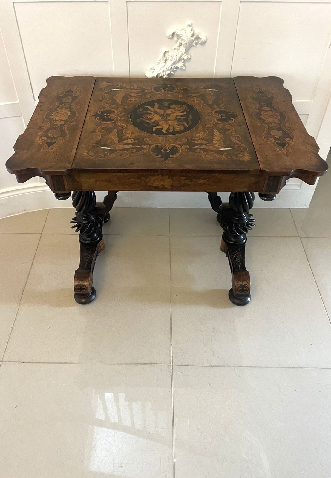 Outstanding Quality Antique 19th Century Marquetry Inlaid Burr Walnut Side Table