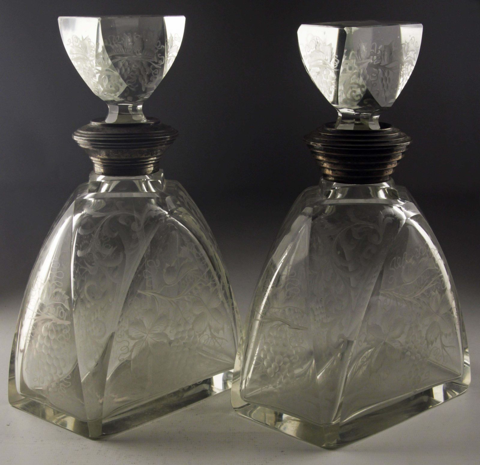Pair Of Early 20th Century Art Déco Etched Glass Liquor Decanters And Stoppers With Sterling Silver Necks photo for sale