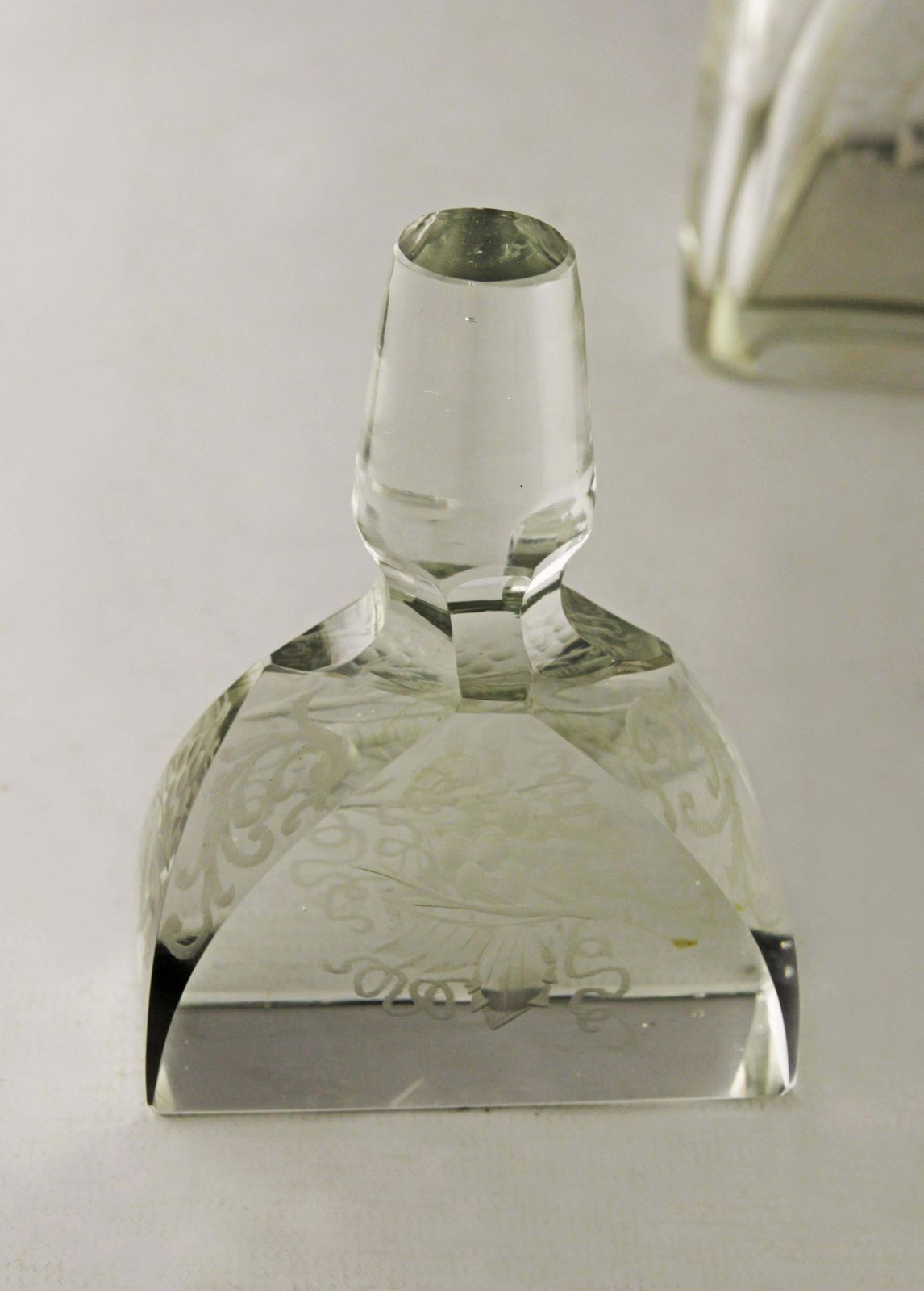 Home Decor Pair Of Early 20th Century Art Déco Etched Glass Liquor Decanters And Stoppers With Sterling Silver Necks photo