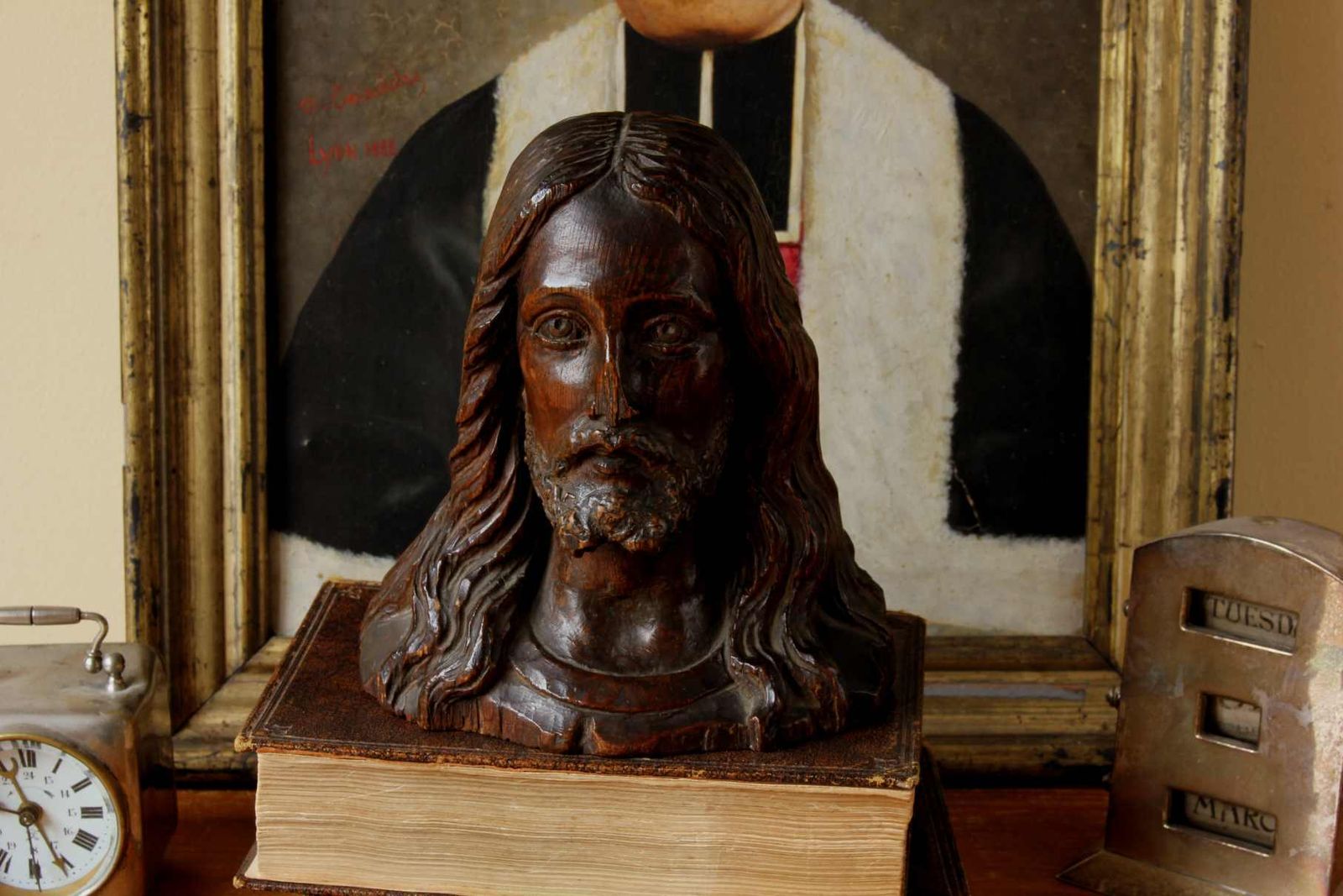 Carved Wood Jesus Christ Statue Head. 19th Century Religious Carving. photo vinterior