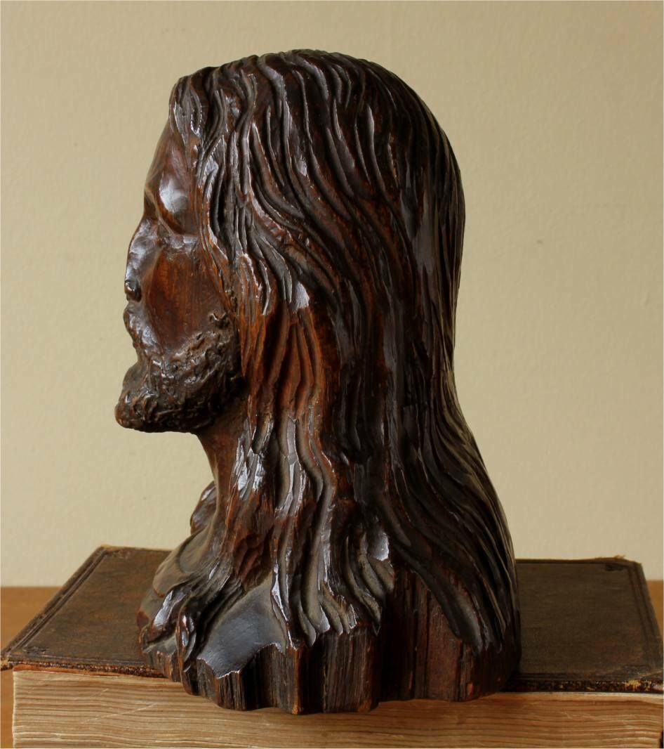 photo furniture Carved Wood Jesus Christ Statue Head. 19th Century Religious Carving.