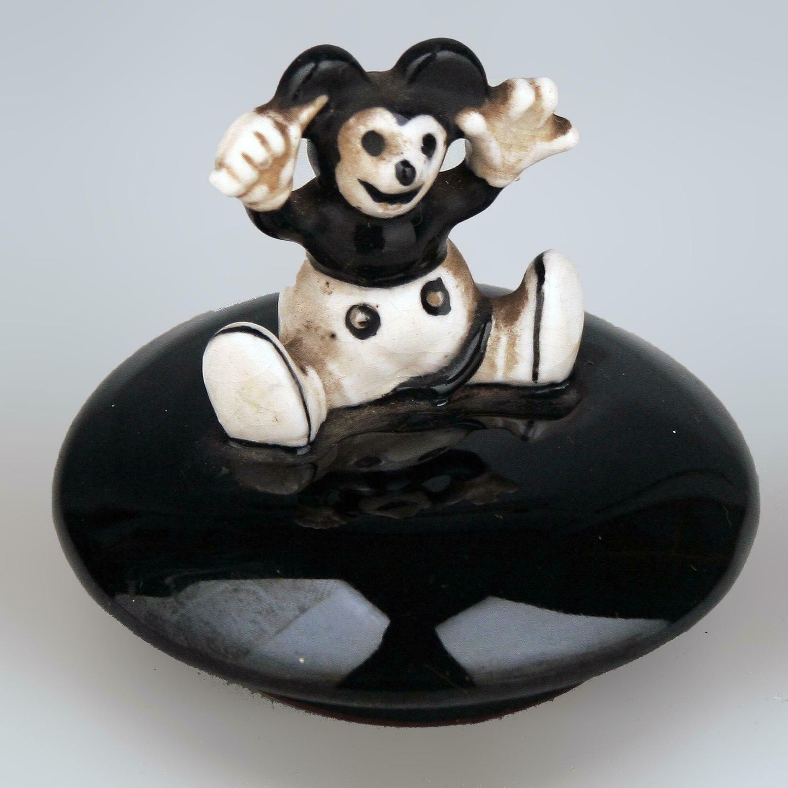 20th Century/Shōwa Era Japanese Glazed Porcelain Teapot Of Black Cat With Mouse Lid photo buy
