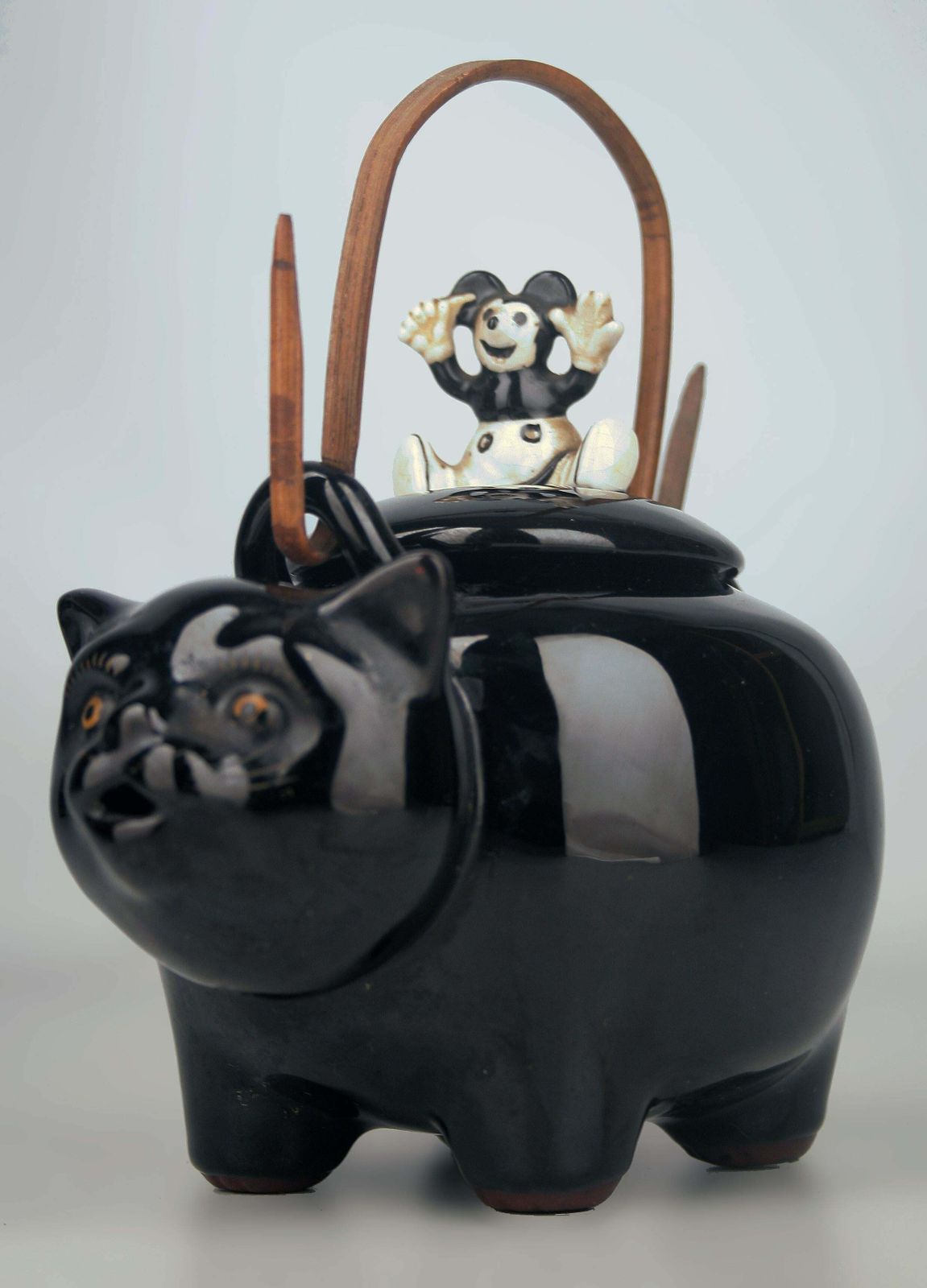 photo buy 20th Century/Shōwa Era Japanese Glazed Porcelain Teapot Of Black Cat With Mouse Lid