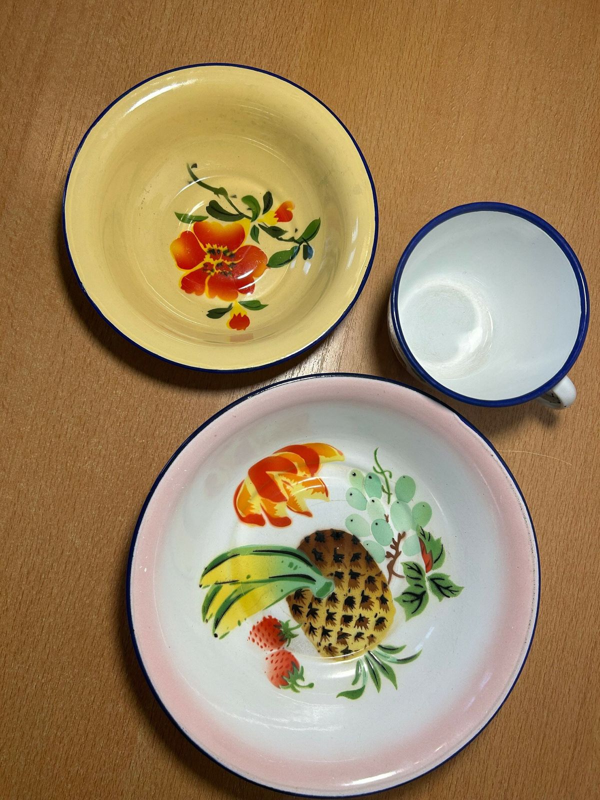 1960s Enamel Bowl, Made In China / 60s Rustic Kitchen Decor / Vintage Enamelware / Set Of 3 photo furniture