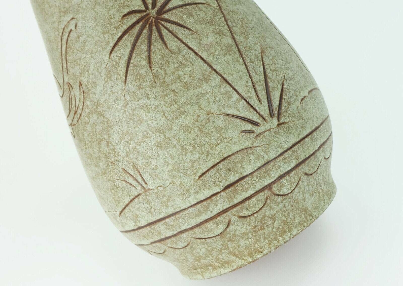 Early 1960s U Keramik Mid Century Ceramic Vase Model No. 137/30 Elephants And Palmtrees Decor photo 119.0