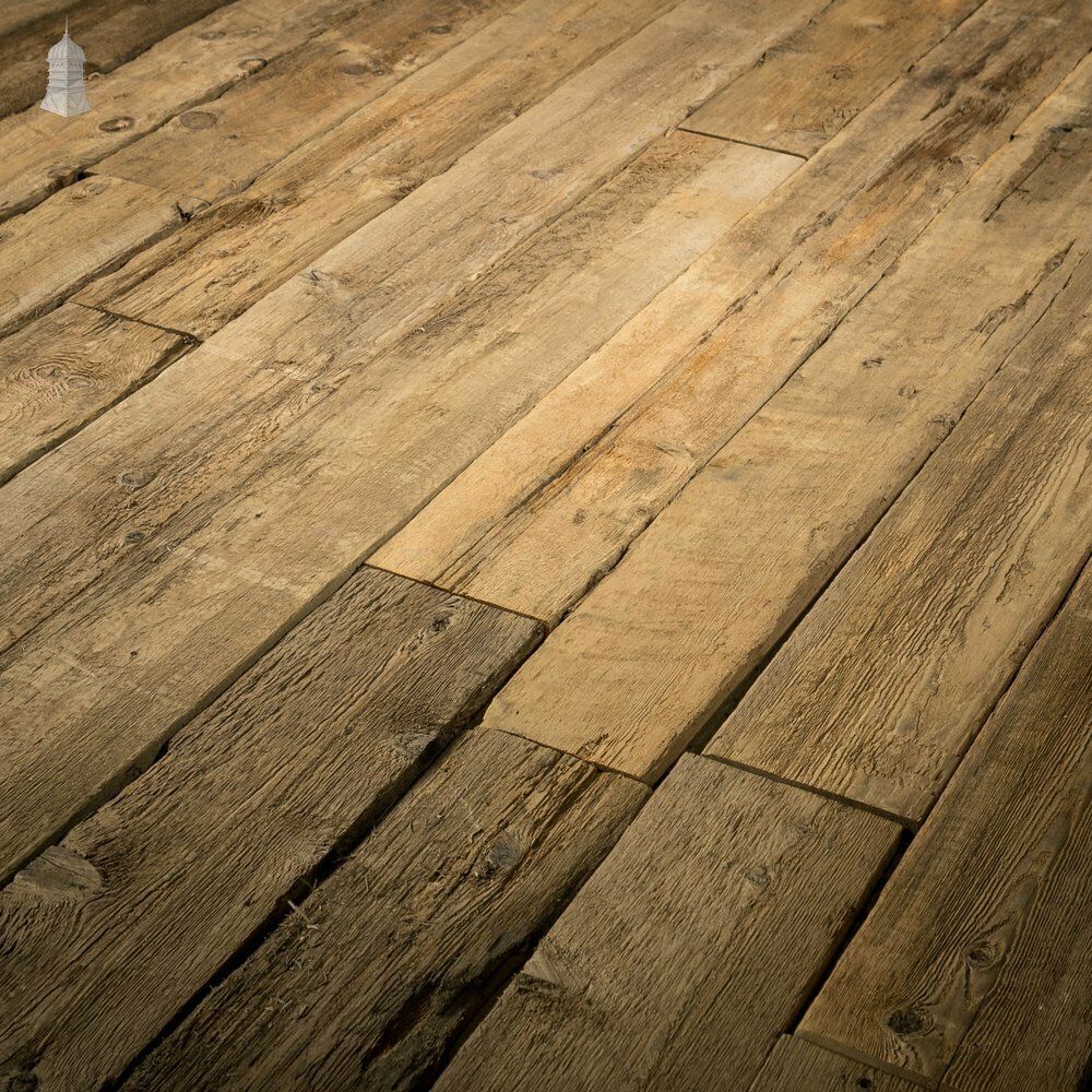 Distressed Pine Boards, 8.5 Inch Wide, Batch Of 10.8 Square Metres