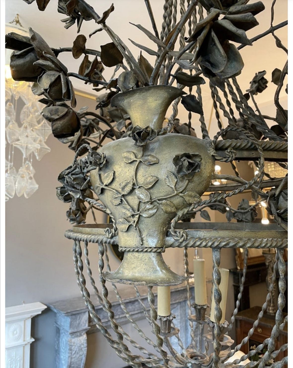 Large Gilt And Wrought Iron Italian Chandelier photo 4500.0