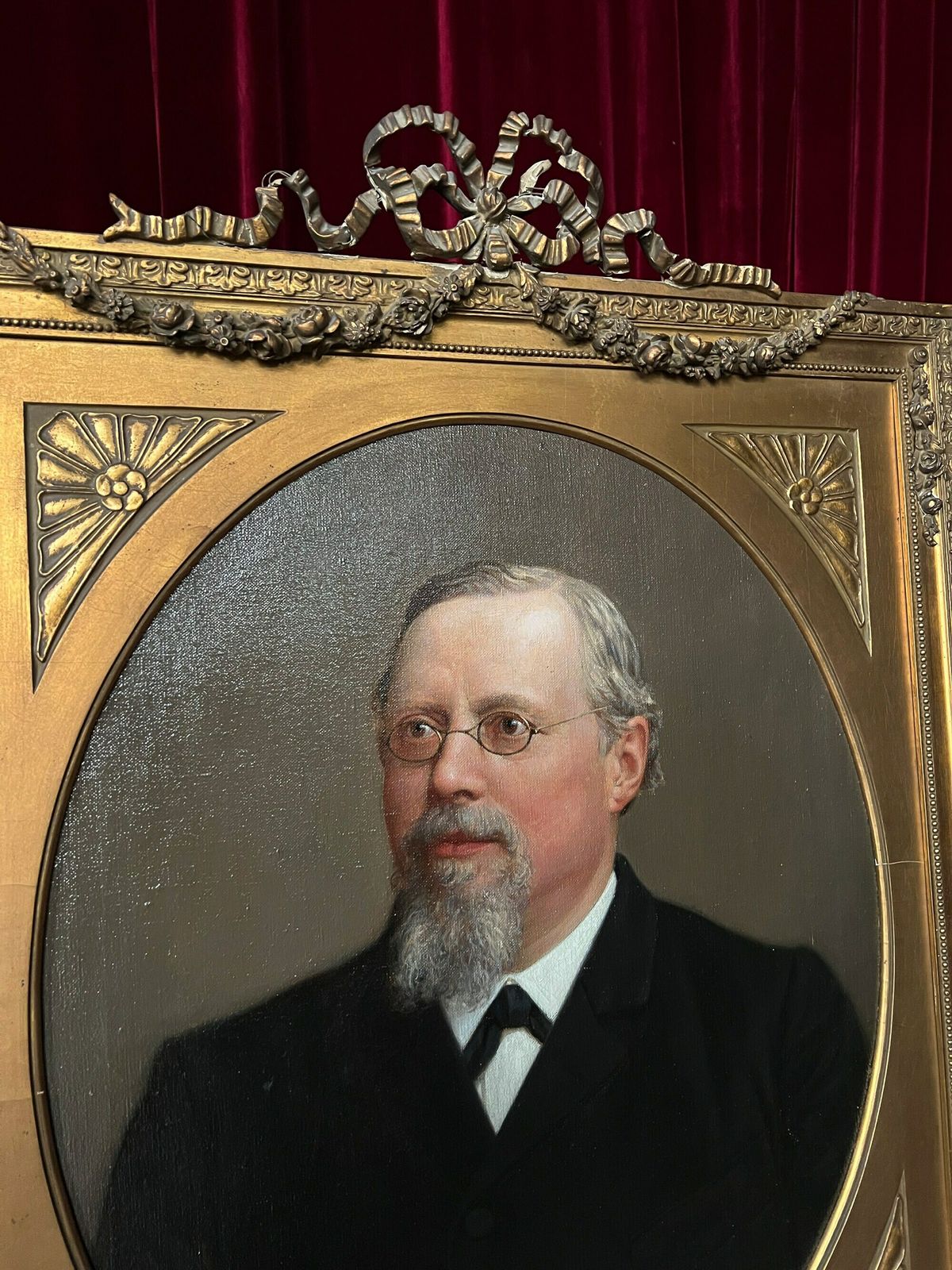 Original Antique Portrait, 1908 Signed And Dated Framed Oil Portrait Painting By German Artist Ludwig Wilhelm Heupel Siegen (1864 1945) photo furniture