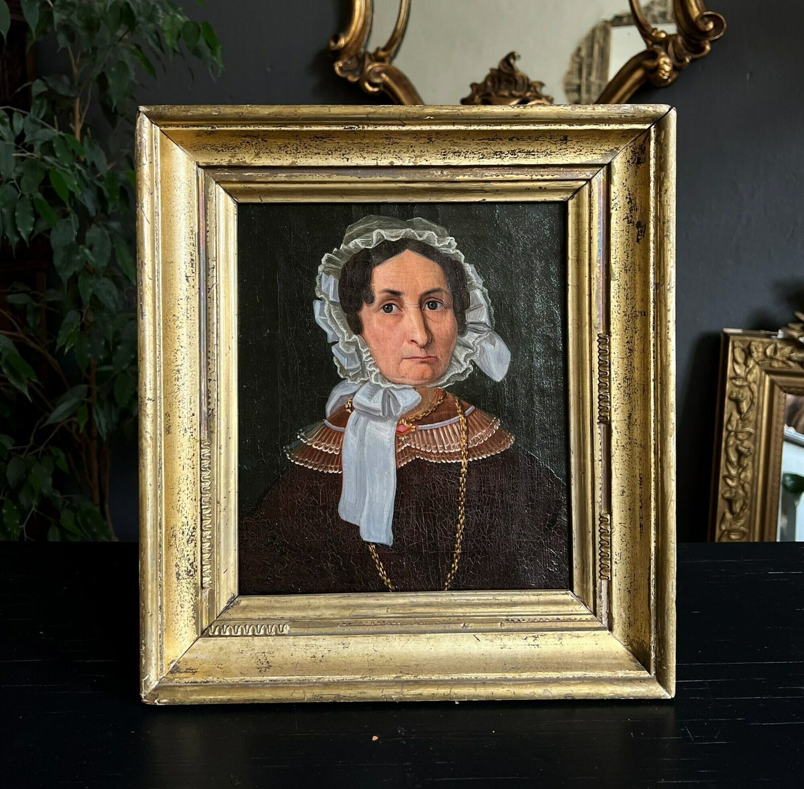 1850's Antique Portrait, Victorian Portrait, 19th Century Oil Painting On Canvas, Portrait Of A Noble Elderly Lady photo vintage