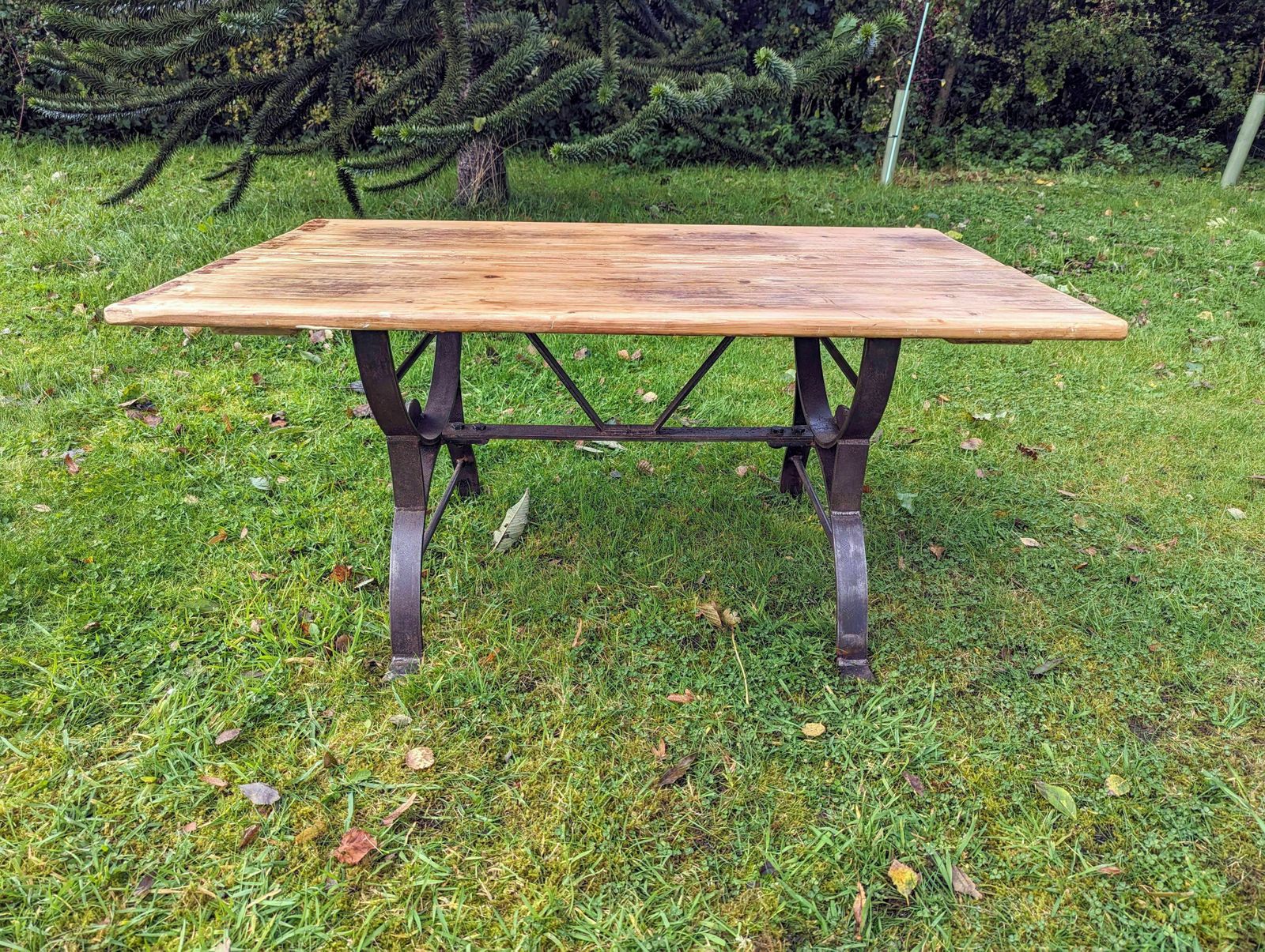 Superb French Vintage Reclaimed Coffee Table ( Delivery Available Via Our Specialist Sister Courier Company 0249. photo Furniture