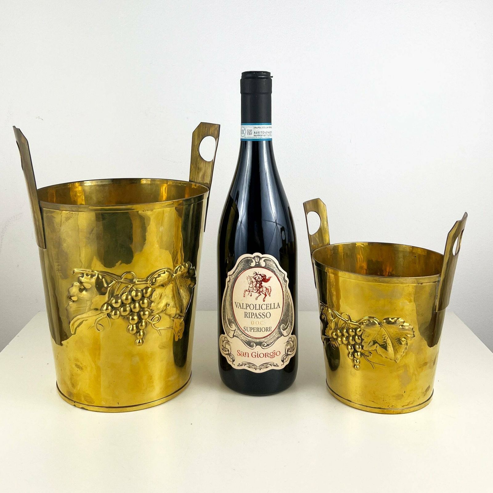 Set Of 2 Vintage Brass Buckets Or Planters, Embossed Gold Champagne Bucket, Flower Pot photo vinterior