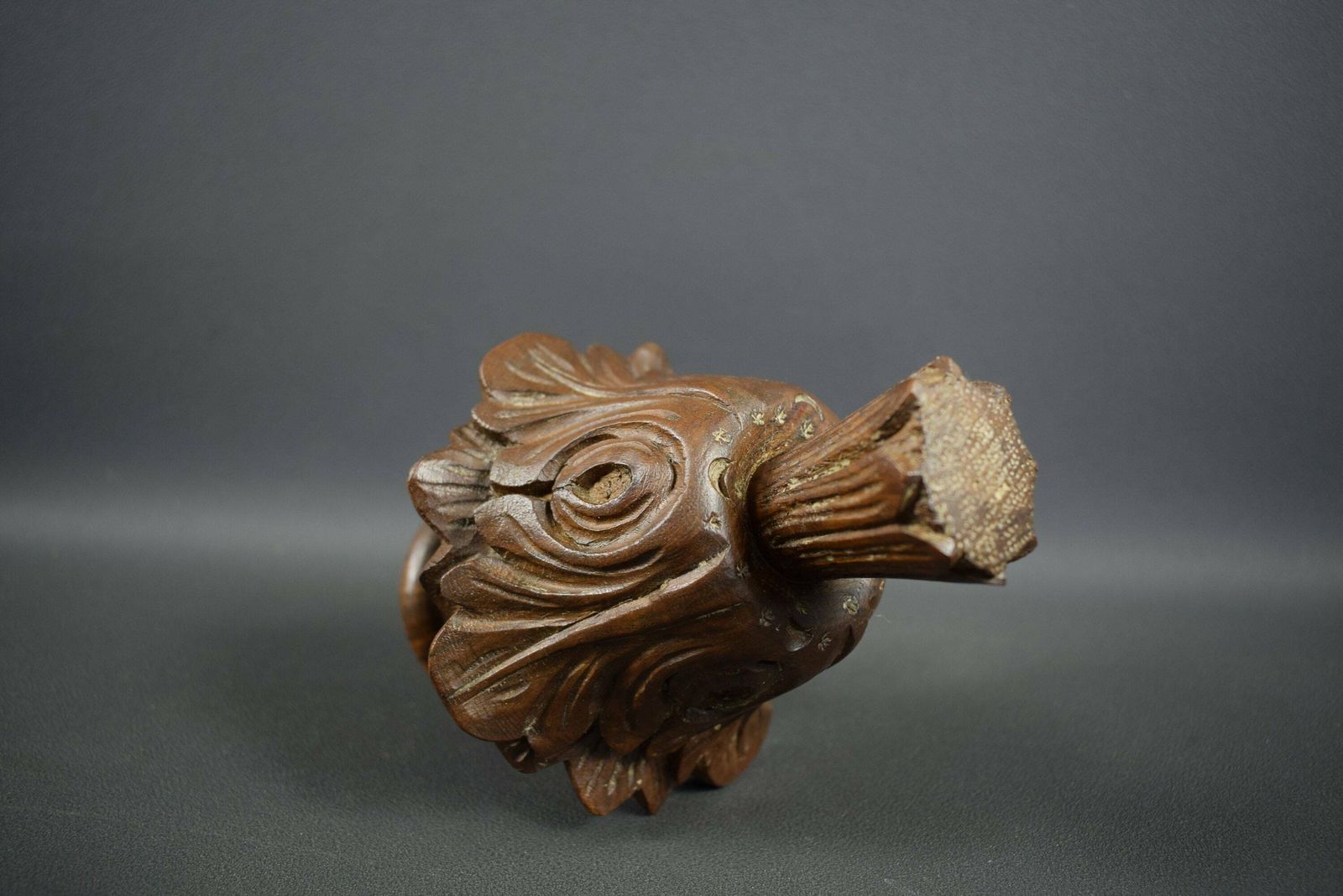 French Antique Wood Stairwell Finial 1 photo vinterior