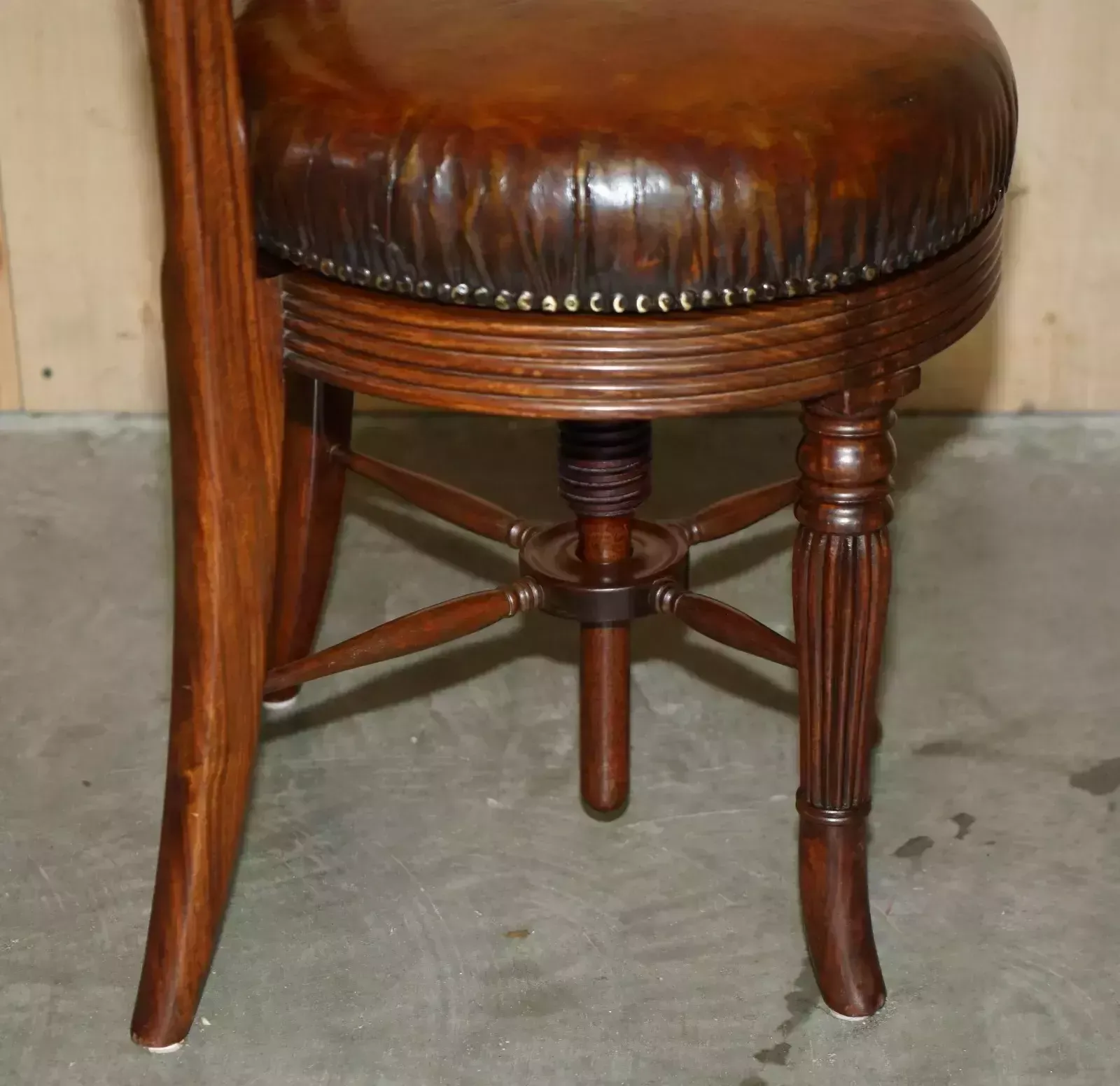 Furniture Exquisite Solid Mahogany Brown Leather Antique Musicians Chair Height Adjustable photo