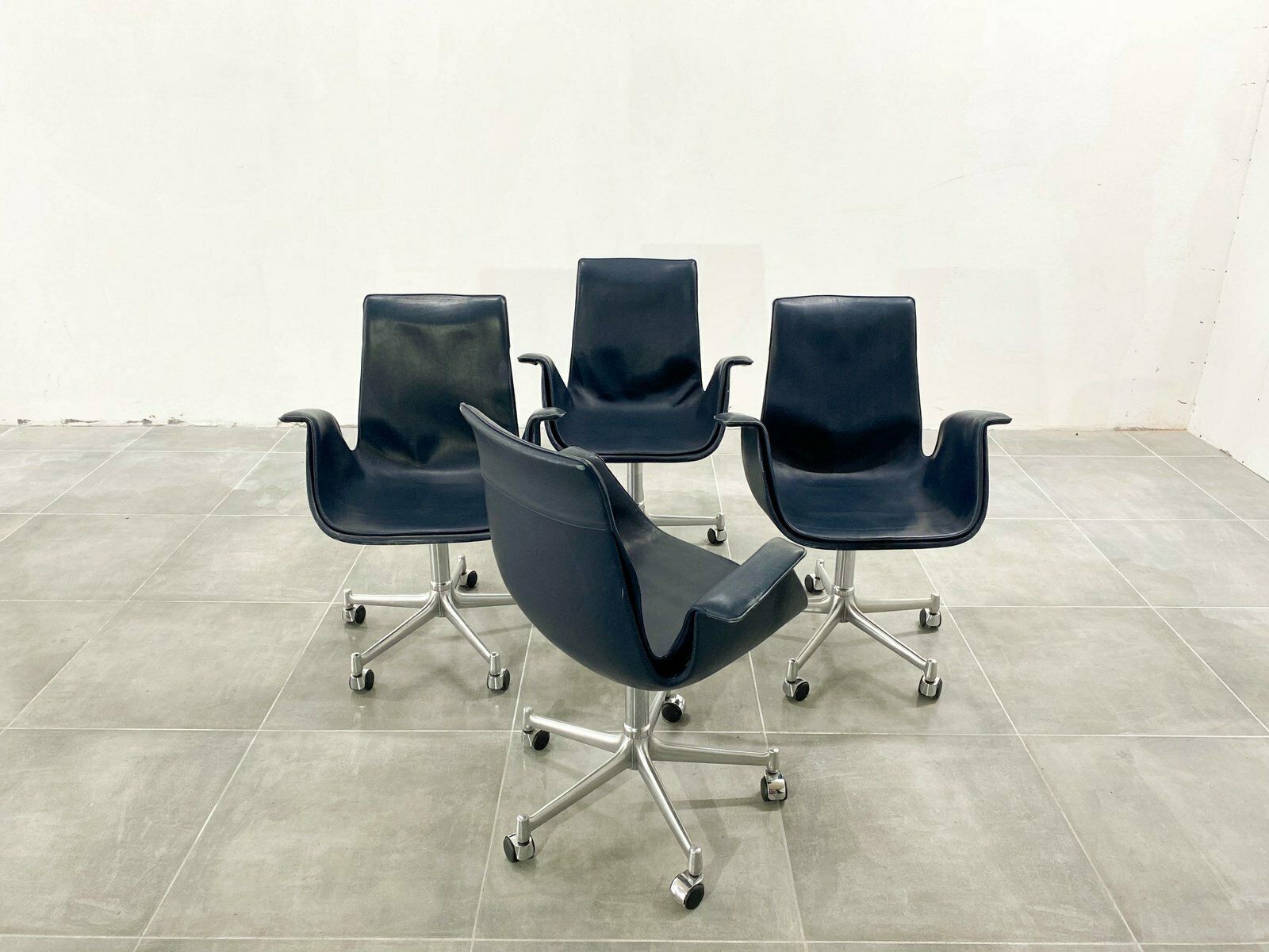Fk 6727 Tulip Office Chair Attributed To Fabricius & Kastholm For Kill International, 1960s, Set Of 4 photo furniture