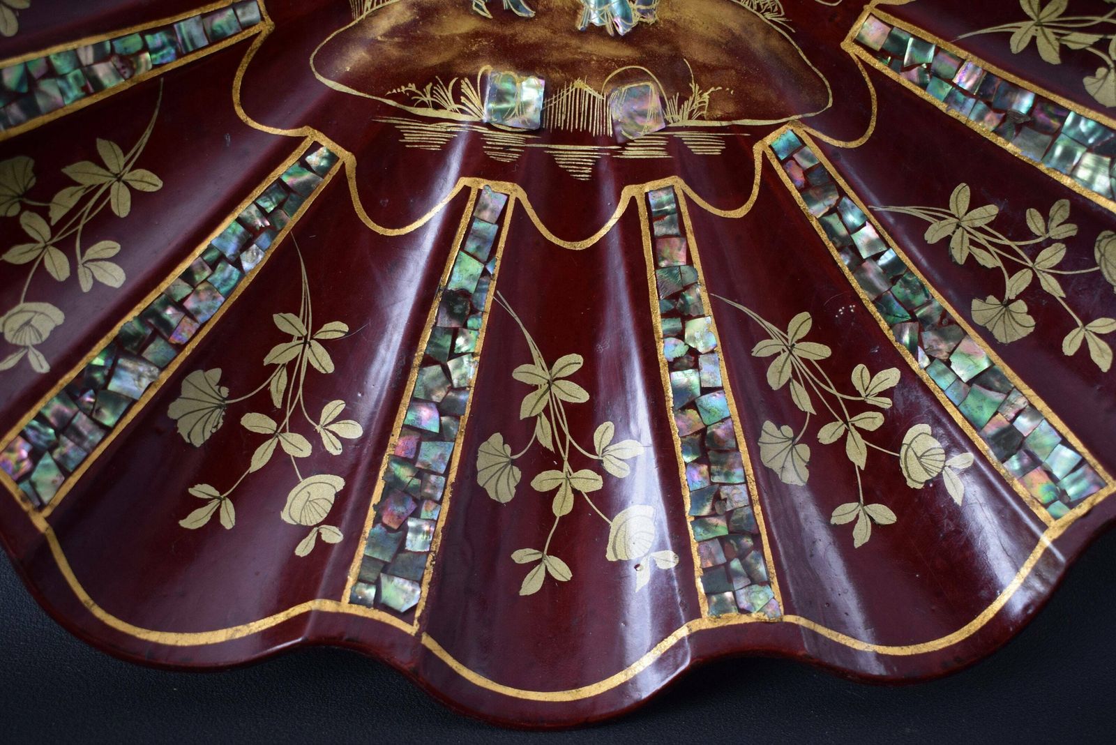 Vintage French Antique Napoleon 3 Cup In Papier Mâché And Mother Of Pearl With Japanese Decorations photo for sale