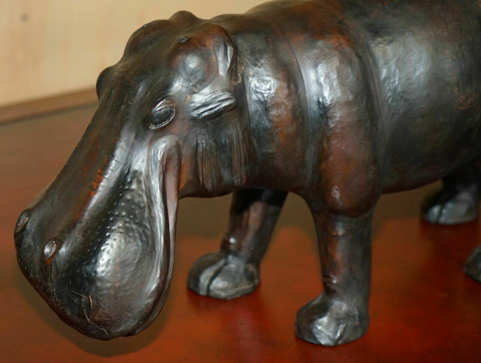 photo vinterior Collectable Liberty's London Omersa Brown Leather Hippopotamus Footstool Hippo