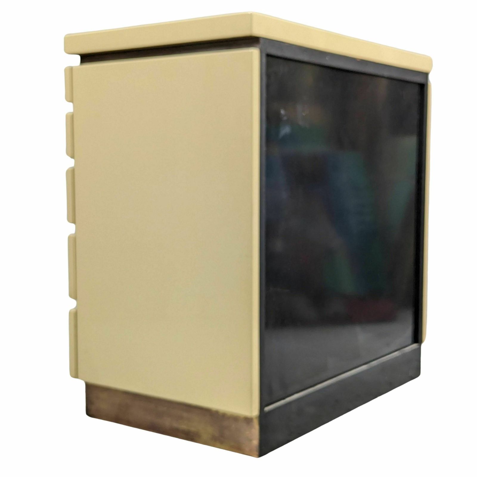 80s Cream Lacquered 5 Drawer Chest Of Drawers By Jean Claude Mahey photo Furniture