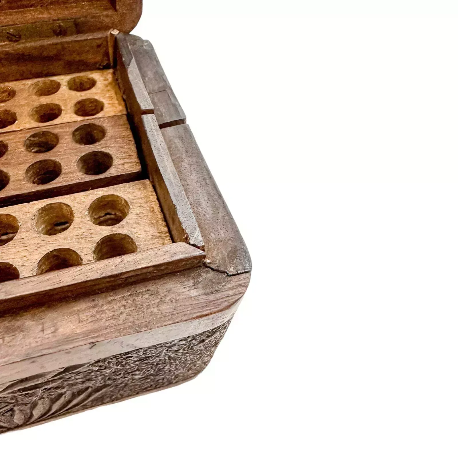 photo vintage Early 19th Century Anglo Indian Carved Sandalwood Cigarette Holder Dispenser Box