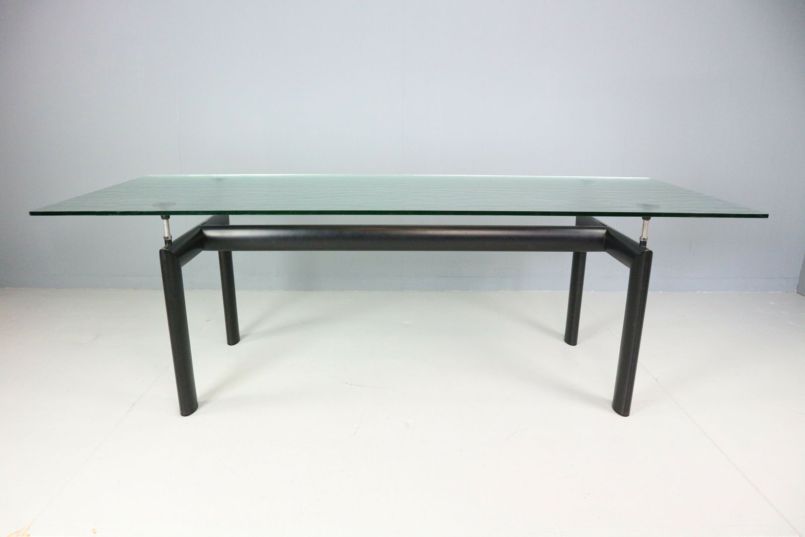 Le Corbusier Glass Dinning Table ‘Lc6’ For Cassina, 1970s Italy photo for sale
