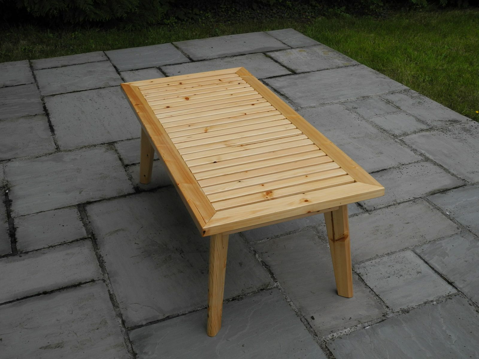 Traditional Outdoor Redwood Coffee Table