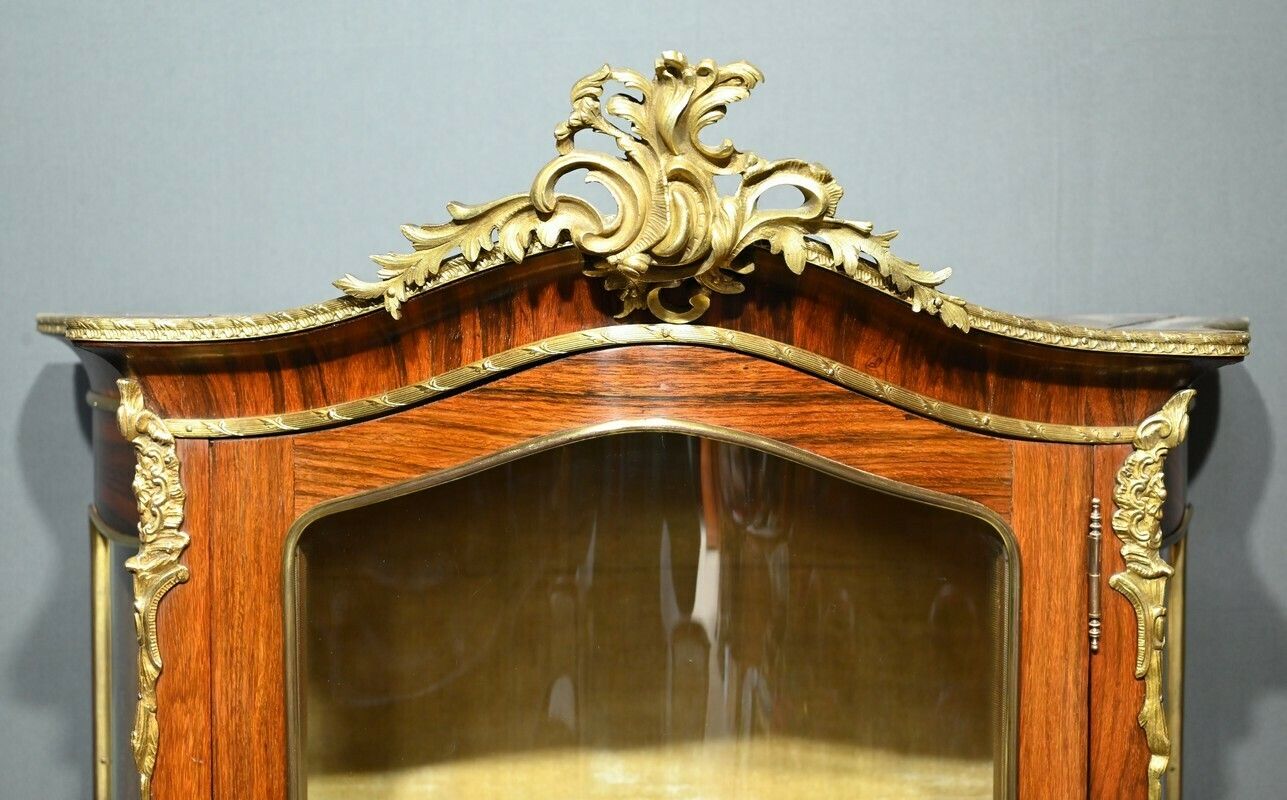 Rosewood Showcase Furniture, Napoleon III Period, Louis XV/Louis XVI Style – Mid 19th Century photo vinterior