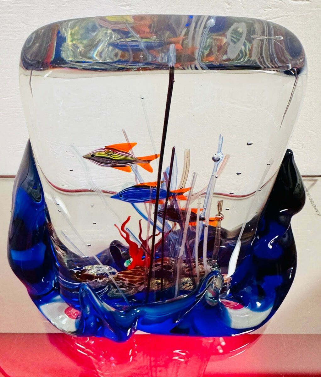 photo furniture Contemporary Chinese Fish Aquarium In The Style Of Glass Studio Murano