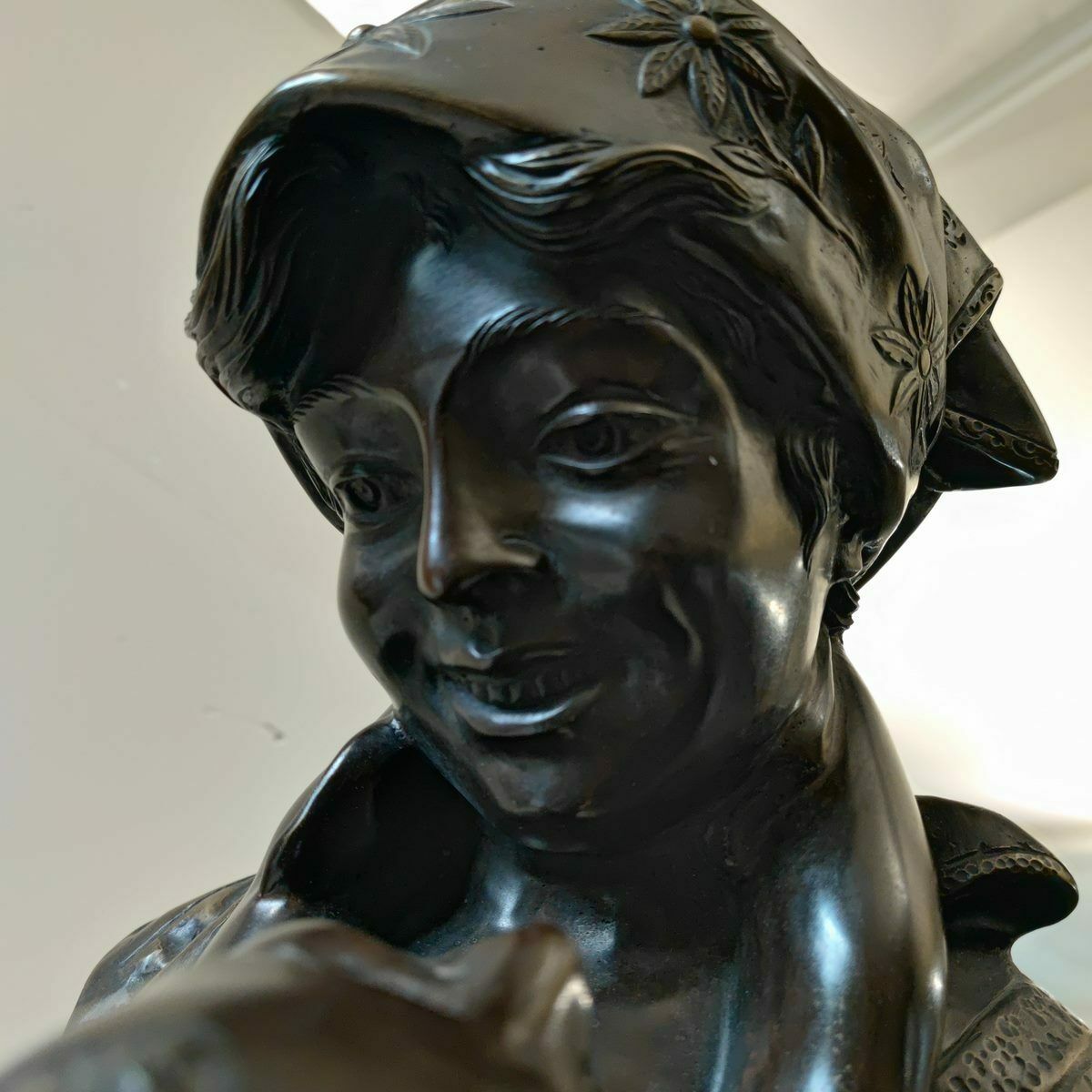 photo furniture Bronze Sculpture, Anonymous Artist Maternita" Woman With Child With Marble Base