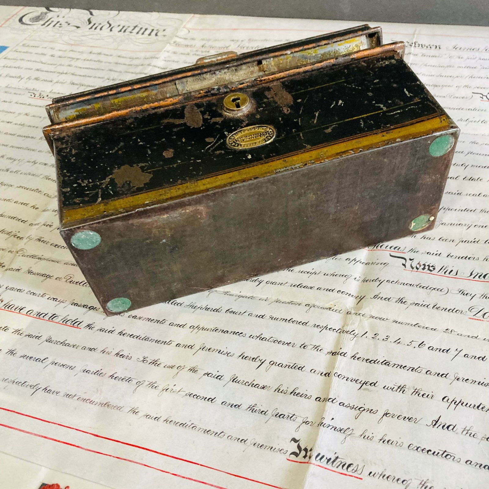 photo buy Antique Traveling Tin Tea Caddy
