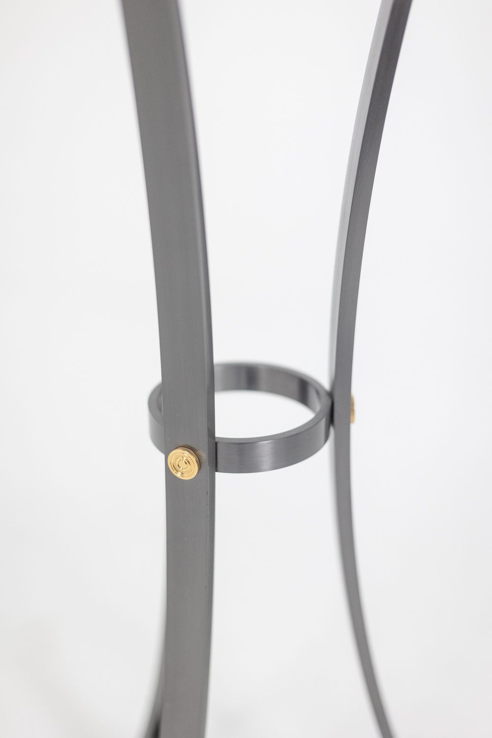 “Canabas” Pedestal Table In Patinated Leather, Steel, And Gilded Brass. Contemporary. Ls59502209h photo vinterior