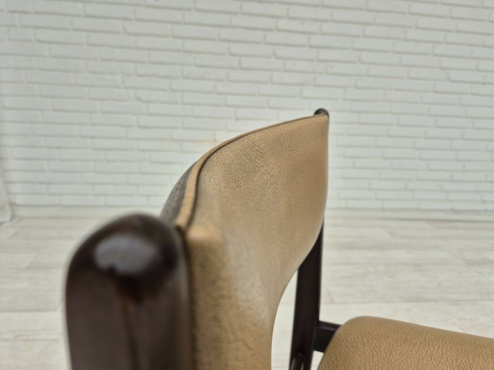 photo for sale 1970s, Set Of 5 Danish Dinning Chairs, Original Condition, Teak Wood, Leather.