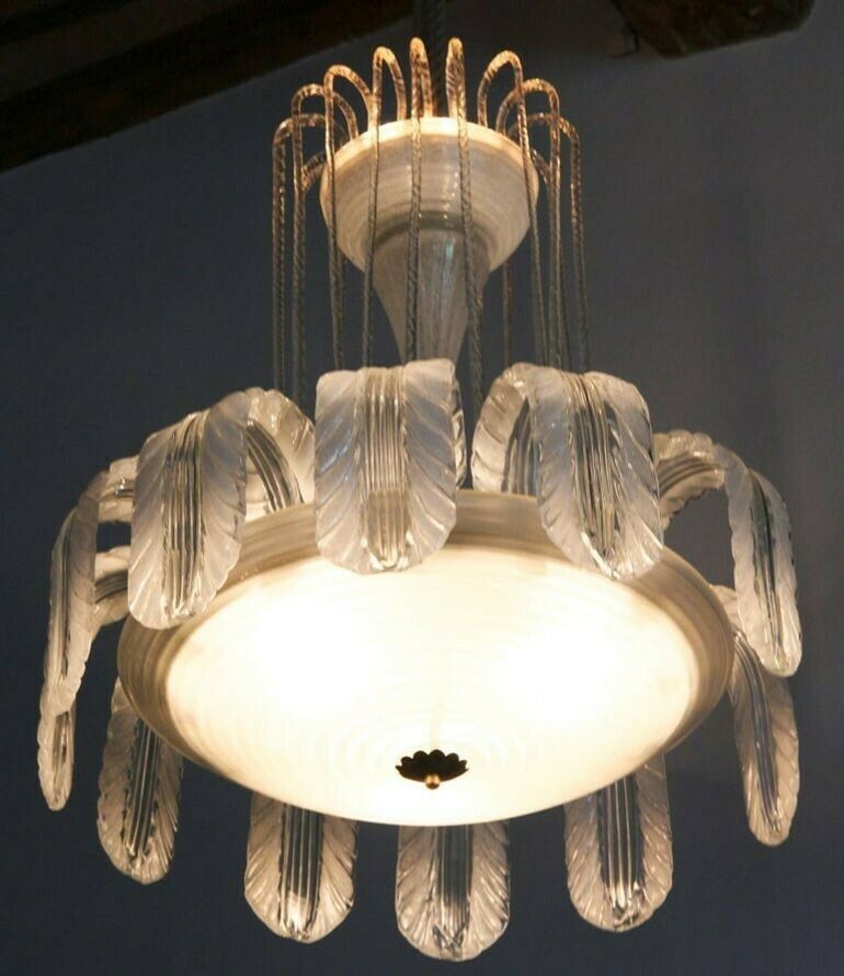 Lighting Imposing Rare Barovier Fountain Chandelier, White Puligoso, 1930s, Murano Deco photo