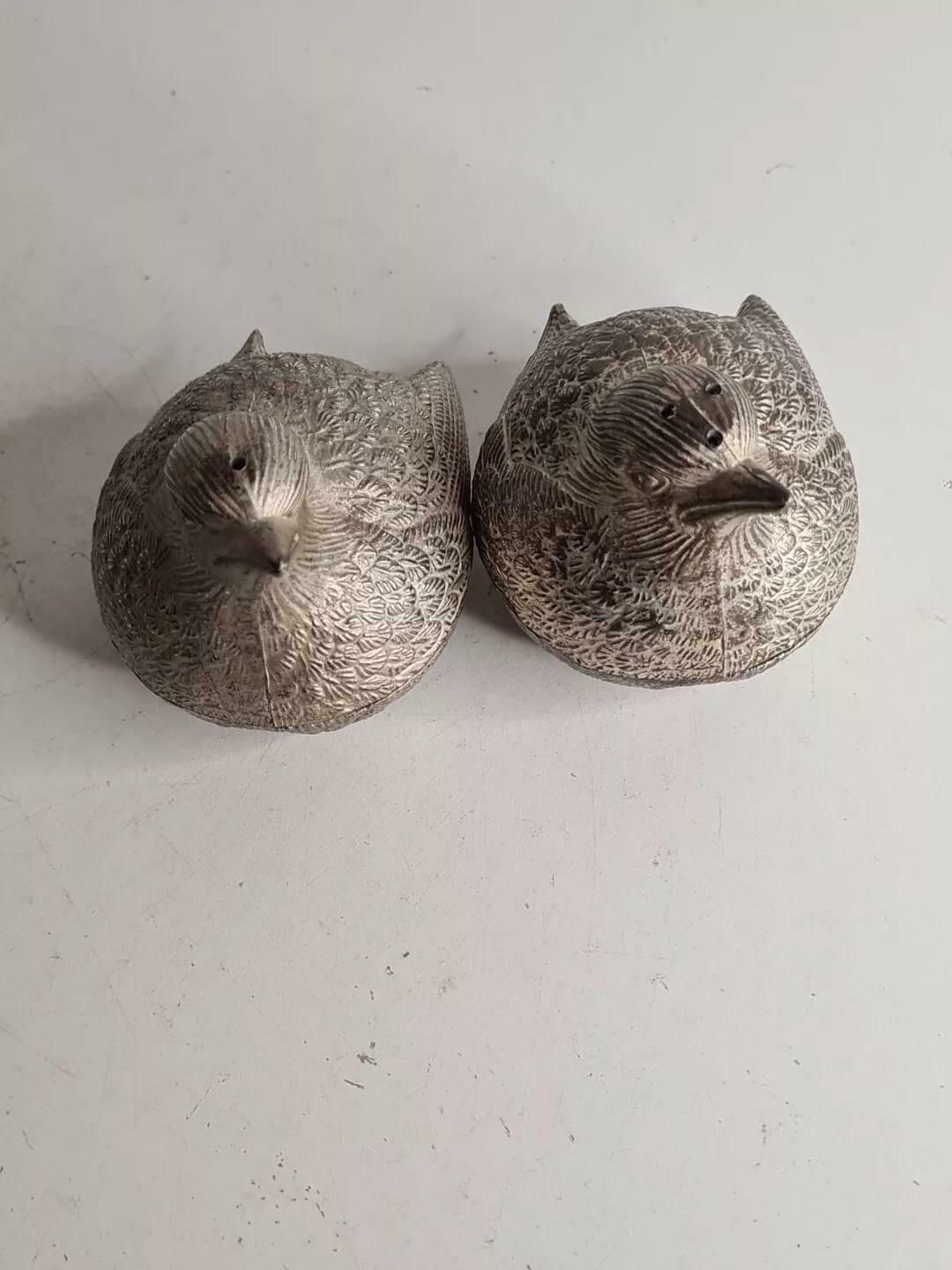 560.0 Decorative Silver Salt Shaker, A Pair Of Antique Salt Shaker Sliver Quail Birds photo