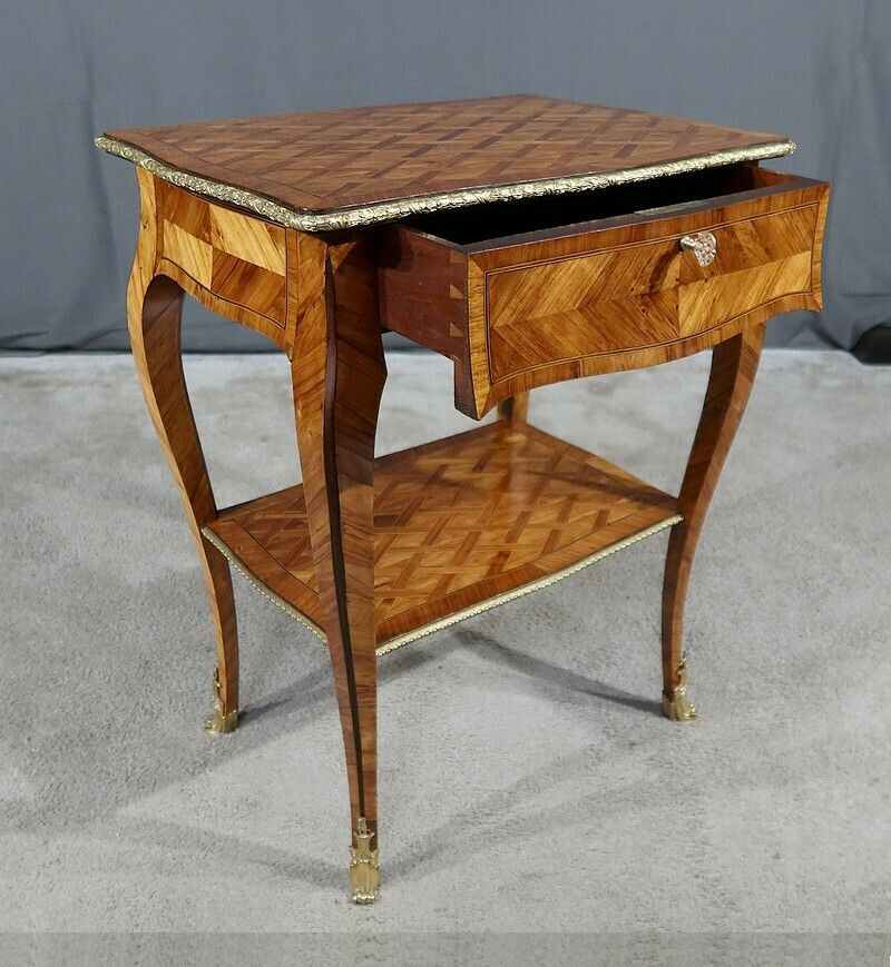 photo vinterior Small Living Room Table In Precious Wood, Louis XV Style – 1st Part 19th Century