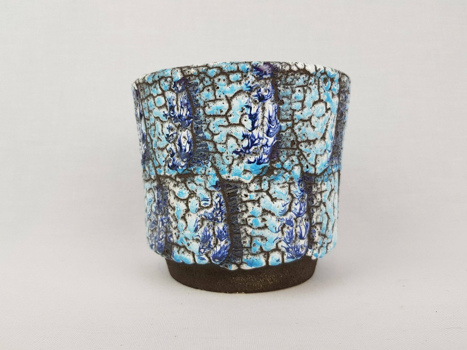 Vintage Es Keramik Blue And White Planter Cache Flower Pot With Alaska Decor West German Pottery 1970s