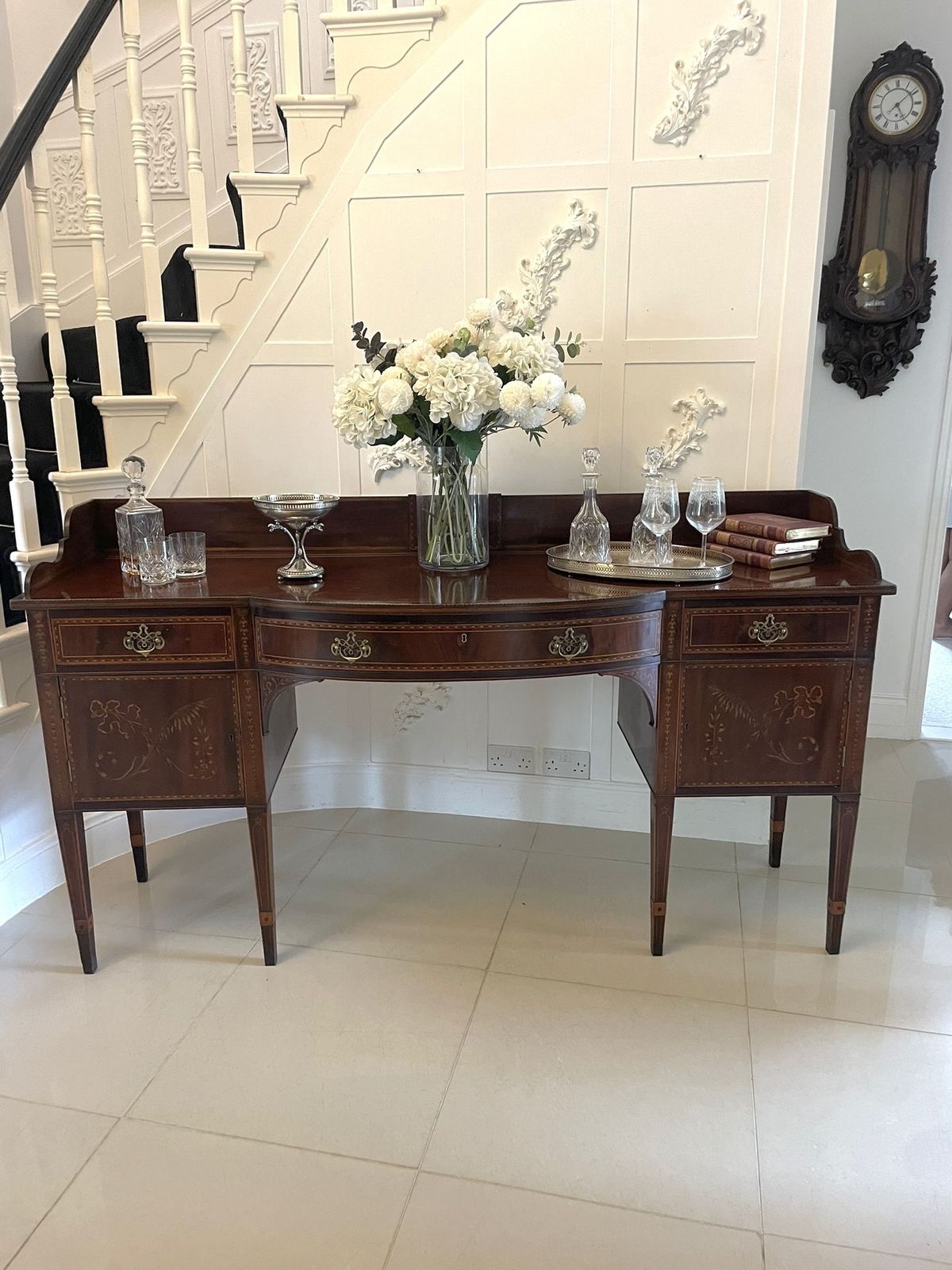 Magnificent Quality Large Antique 18th Century Inlaid Mahogany Sideboard photo for sale