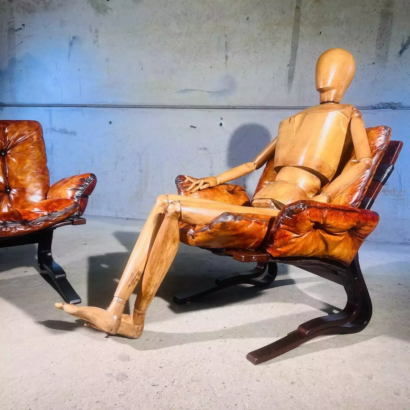 1568.0 Pair Of Vintage Norwegian Mid C Tan Leather Armchairs By Oddvin Rykke photo
