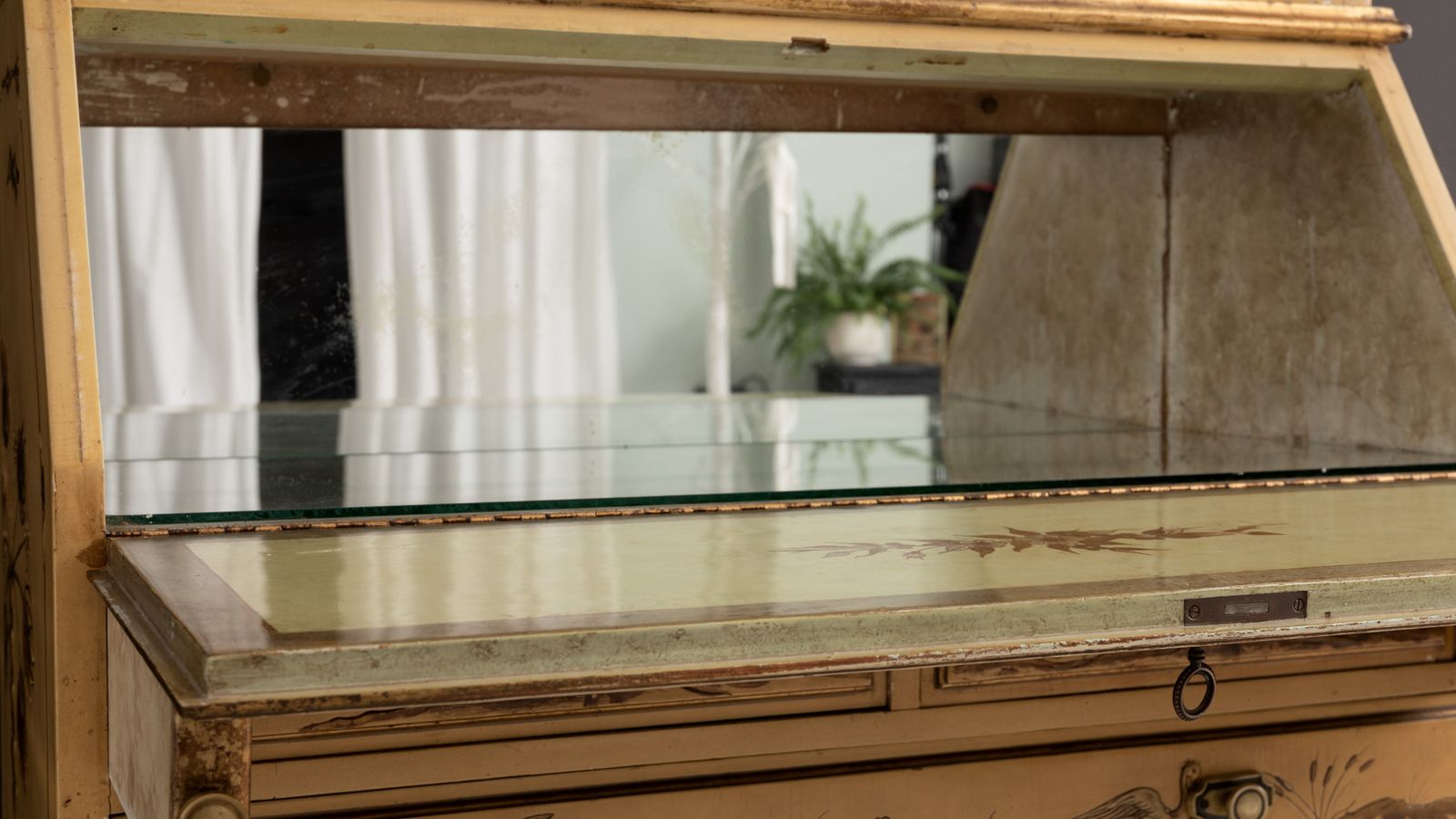 Bureau Bookcase With Oriental Motifs In Relief photo vinterior