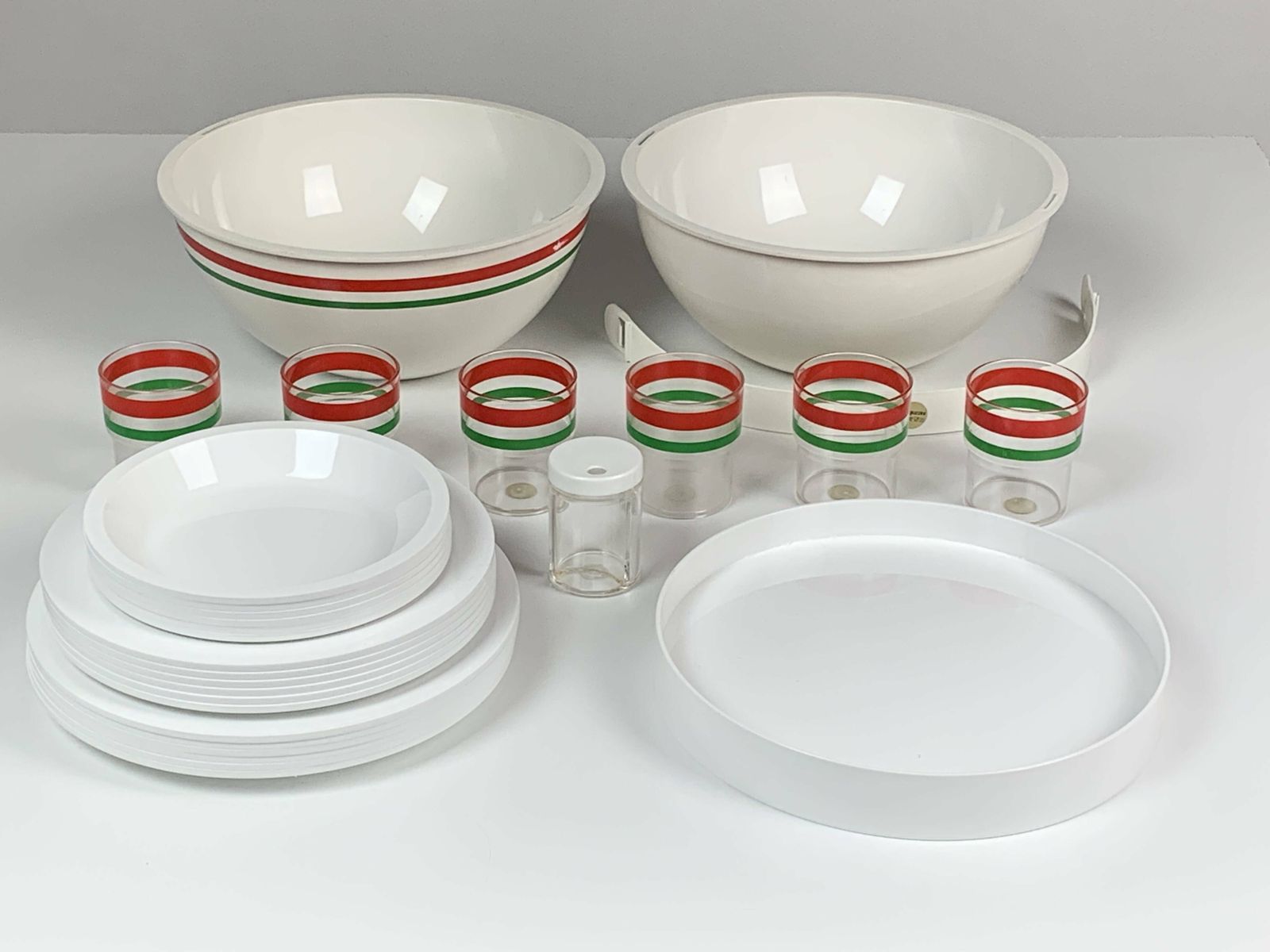 Italian Complete Picnic Set By Carlo Viglino For Guzzini, 1960s photo Home Decor