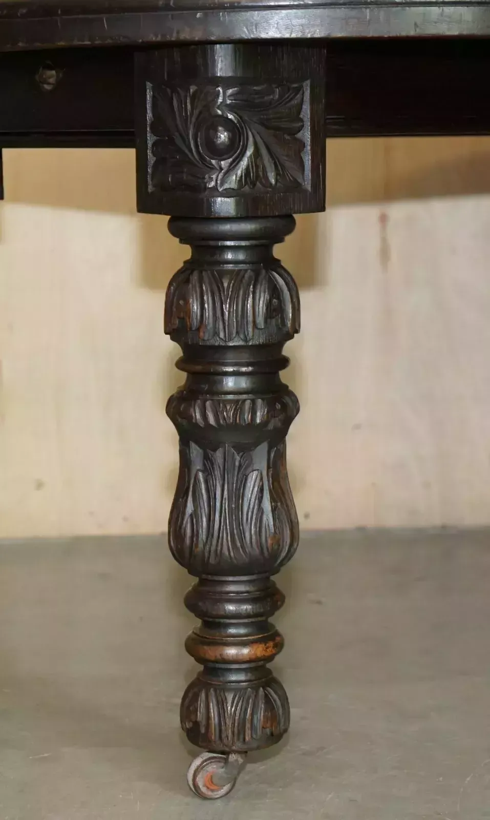 Stunning Hand Carved Antique Victorian Extending Dining Table & Six Chairs 6 photo for sale