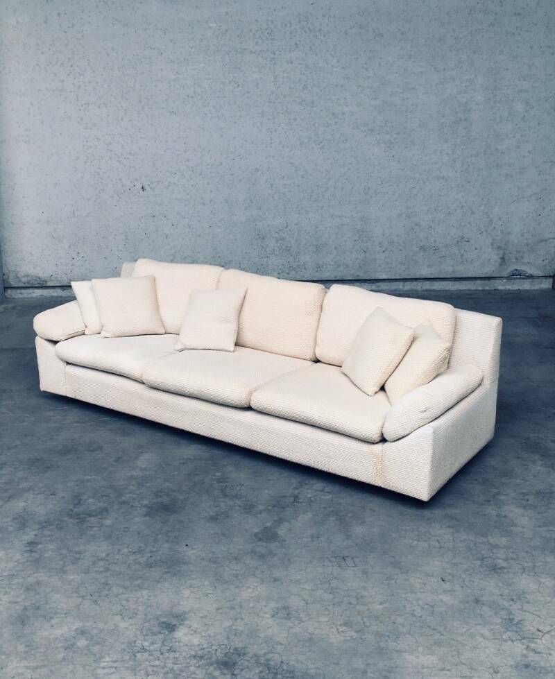 3200.0 Driezitsbank – Mid Century Modern Design – Bouclé Wol – Jaren 1960 photo