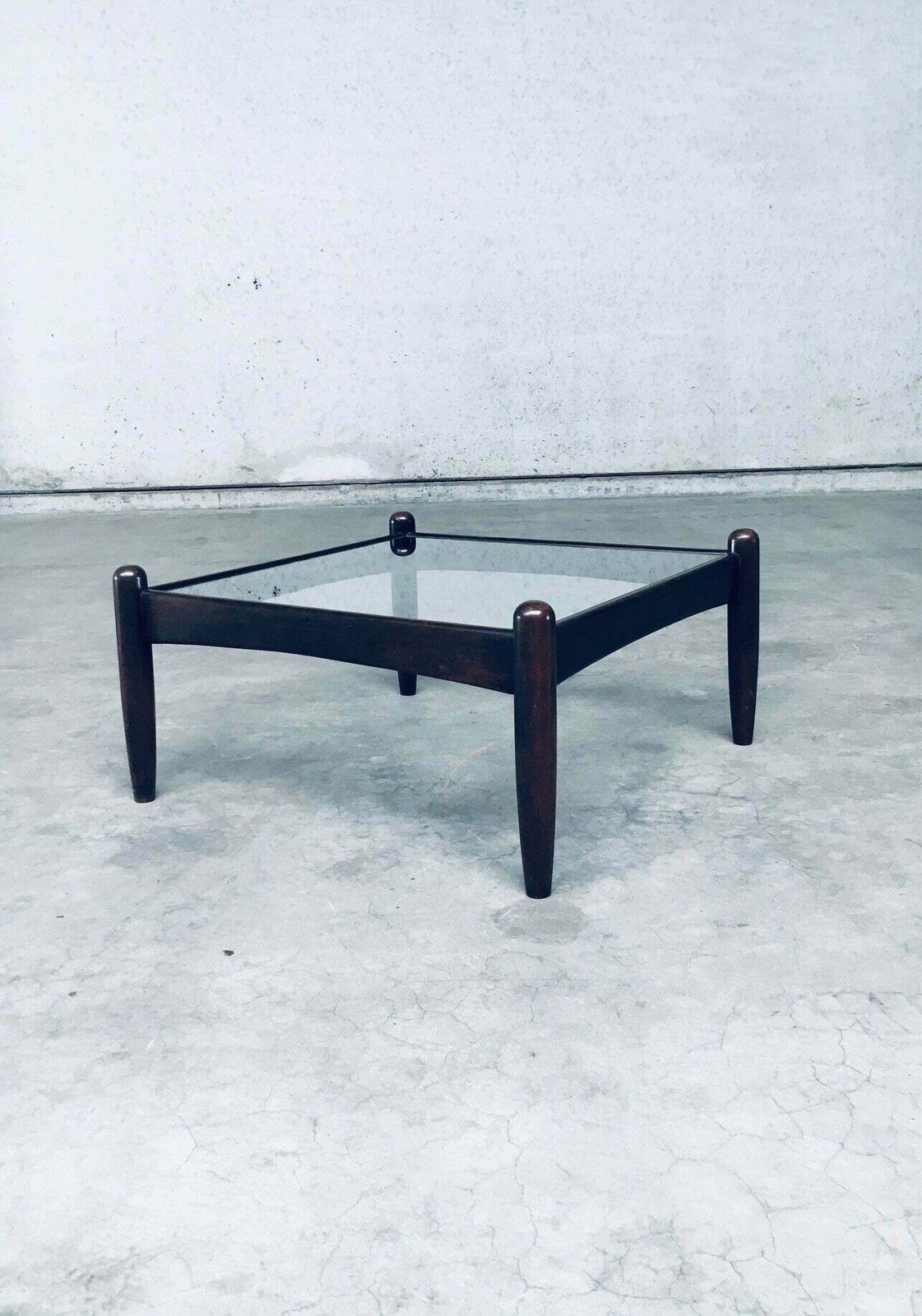 1000.0 Mid Century Modern Design Lage Bijzettafelset, Zweden Ca. Jaren 1960 photo