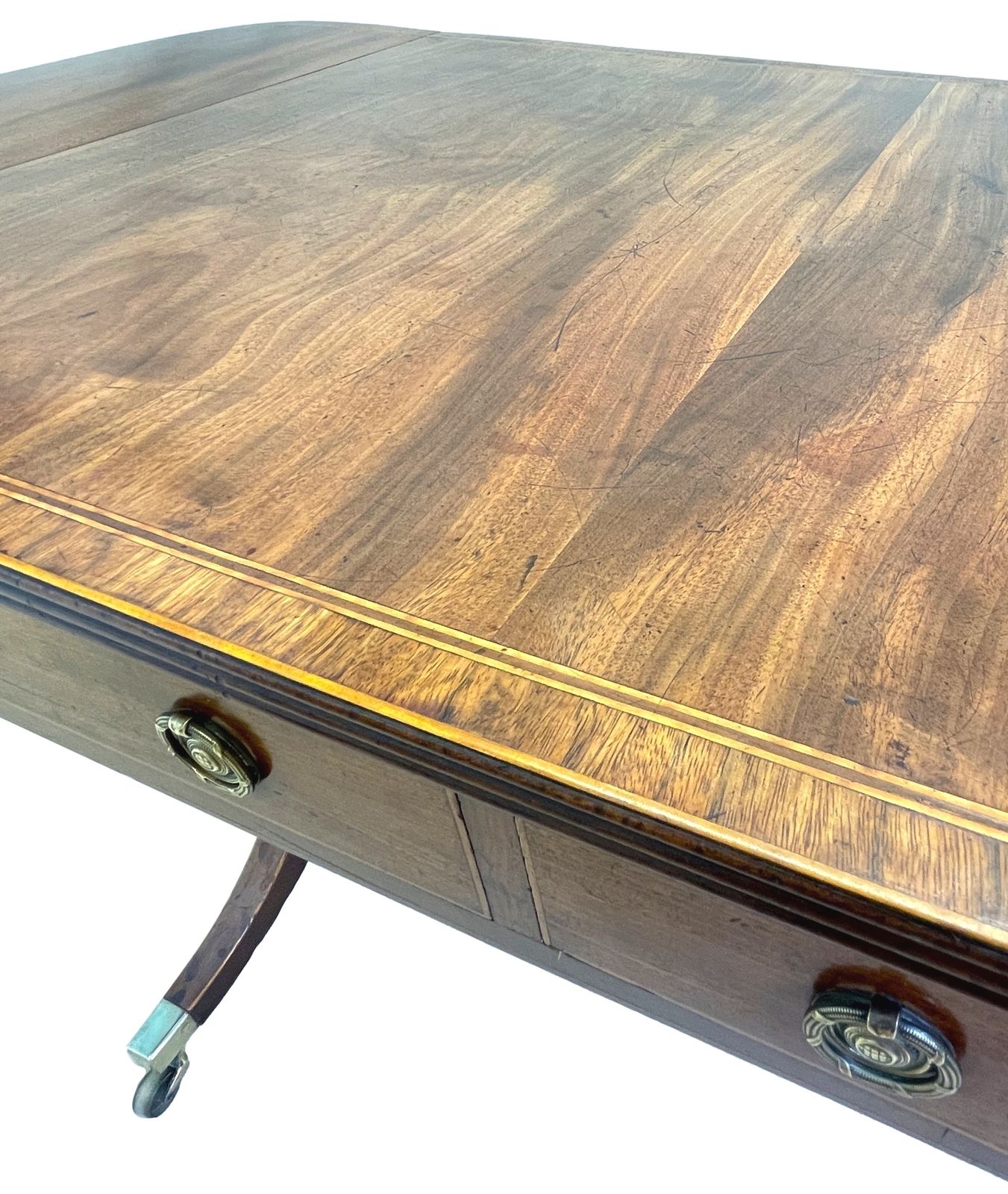 photo furniture Georgian 18th Century Mahogany Table (England, Circa 1790)