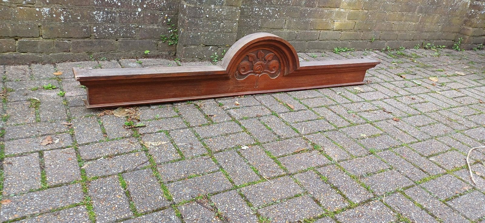 Stunning Oak Decorative Mantel Piece Door Decoration Architectural Antique Coat Hooks. photo vinterior