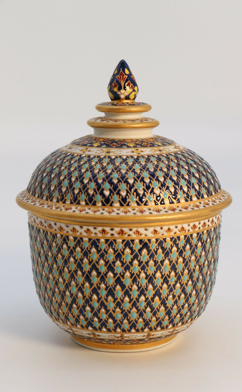 A Fine Asian Siam Pottery Gilt And Enamelled Lidded Jar Circa 1920 photo Home Decor