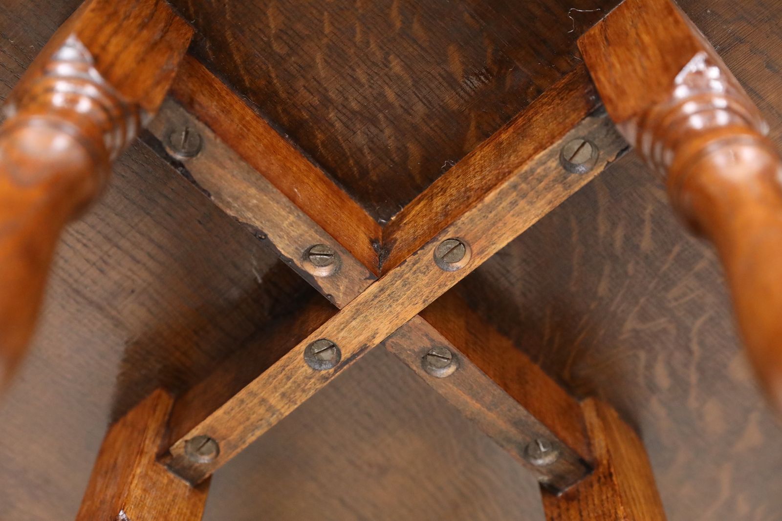 Furniture Old Charm Style Round Side Coffee Table Utility Furniture Stamp photo